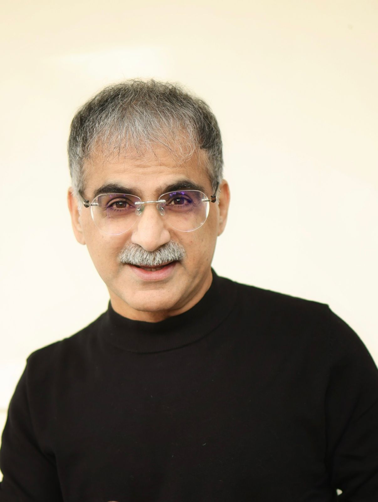 Dr. Sanjay Arora